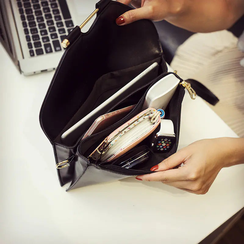 Soft Leather Multi‑Pocket Tote